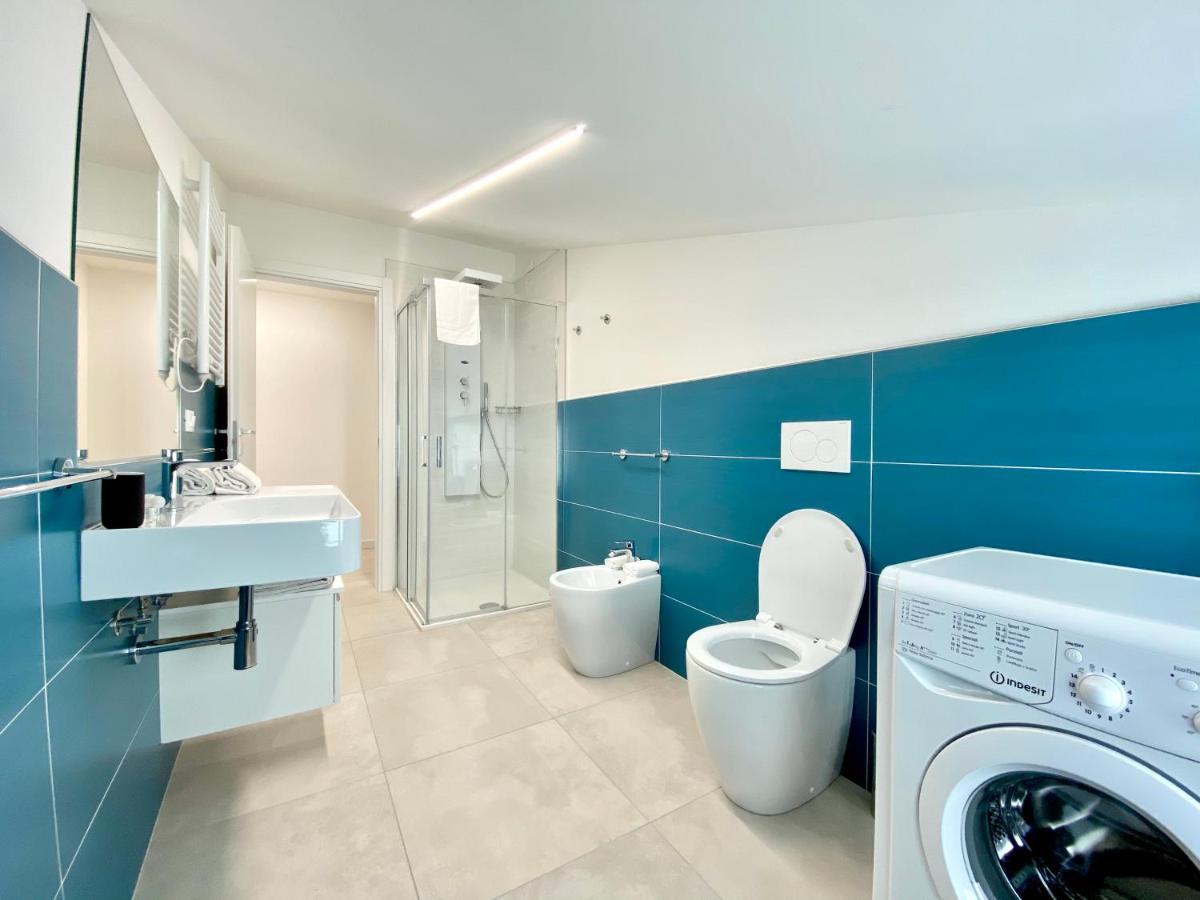 Em Apartments Lignano Sabbiadoro Dış mekan fotoğraf