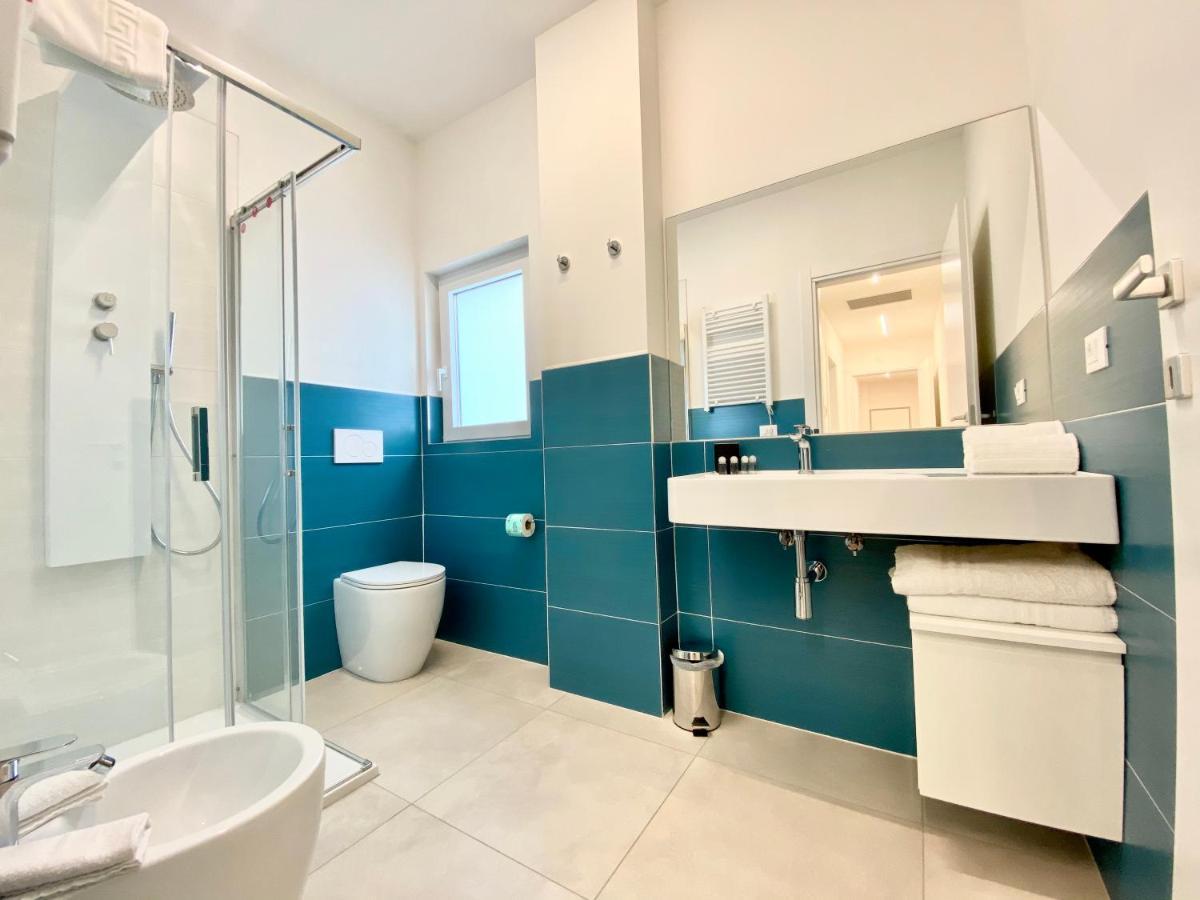 Em Apartments Lignano Sabbiadoro Dış mekan fotoğraf